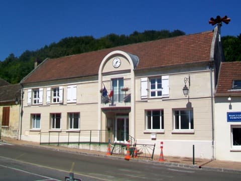 Couvreur Cinqueux
